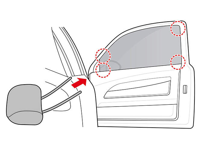 Ilustración que muestra los puntos que hay que golpear con el reposacabezas para romper la ventanilla del coche