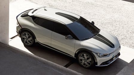 Polep karosérie "Závodné pruhy", čierne