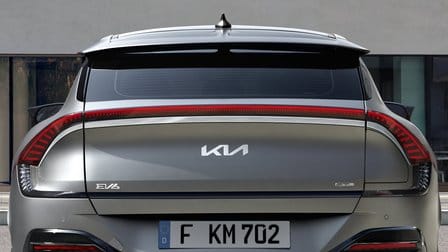 Ozdobná lišta piatych dverí, matný hliník