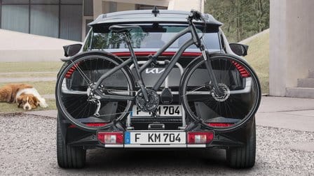 Nosič bicyklov na ťažné zariadenie