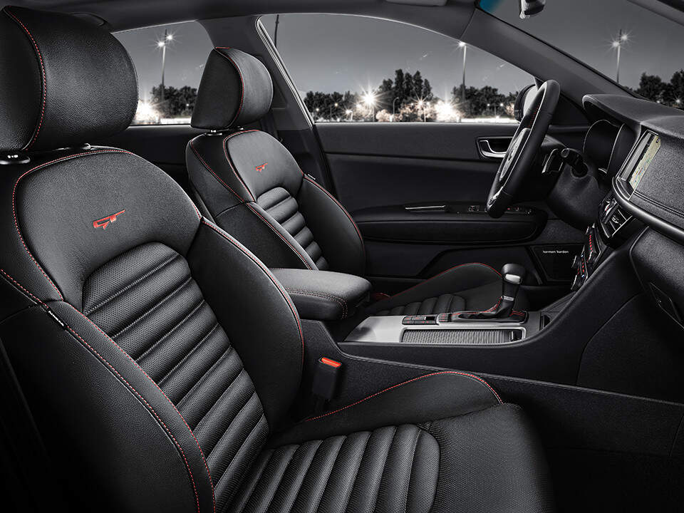 Kia Optima  GT interior comfort