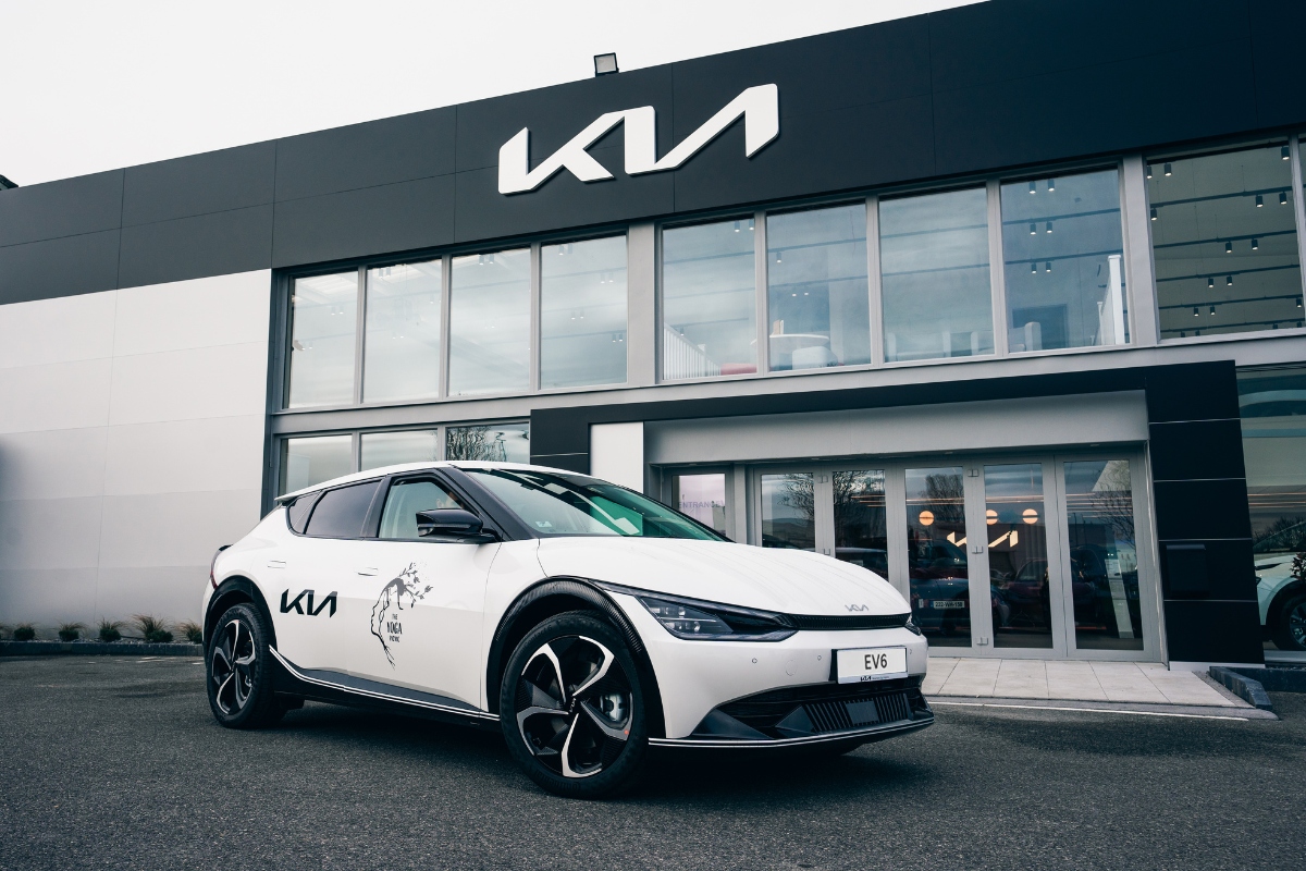 Kia Ireland partner with The Yoga Picnic